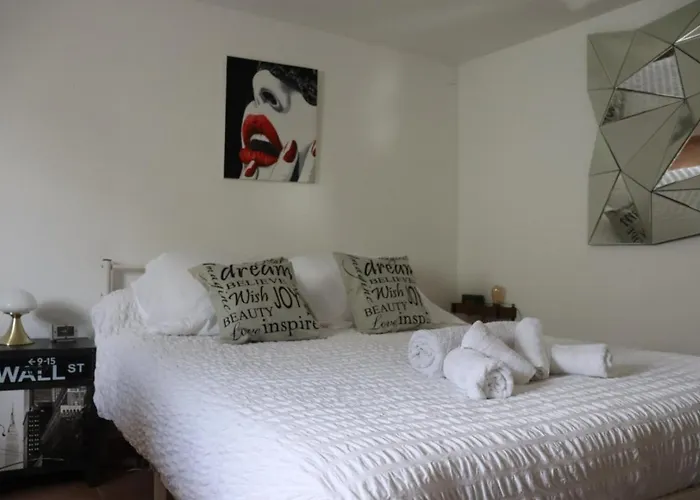 Lemodernlounge, Cosy Moderne Spacieux Tatil Evi